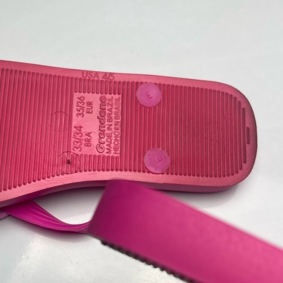 NWT Planet Sea Hot Pink Beaded Mandala Flip Flops Size 3/4 - Picture 2 of 5